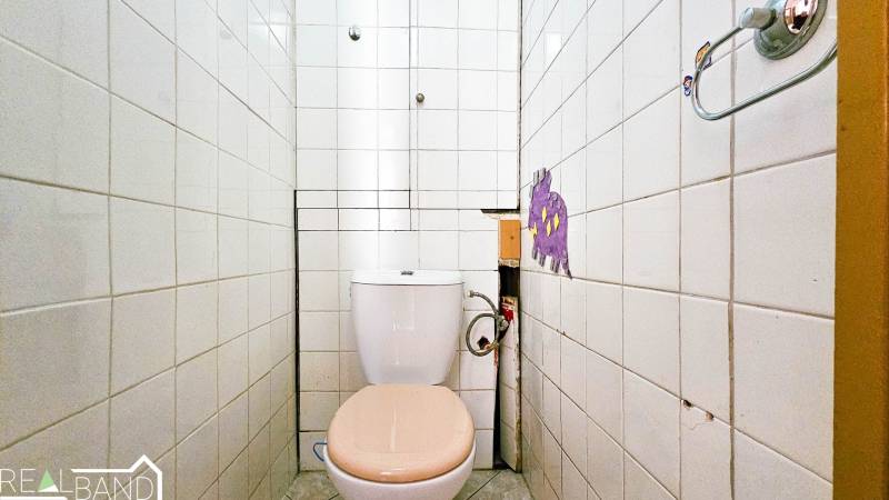 WC.jpg