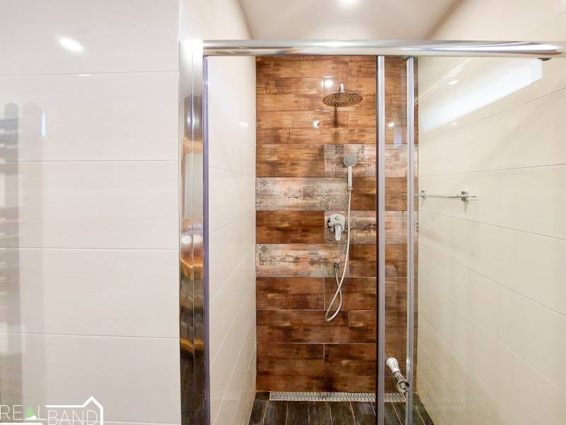 Sprchový kút.jpg