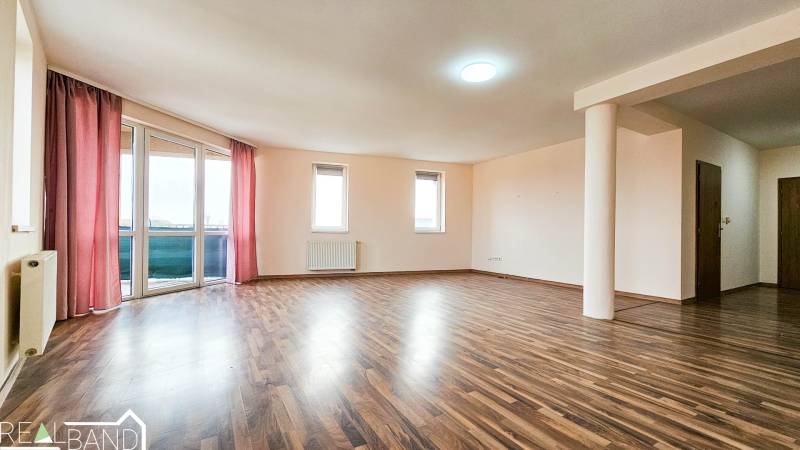 Obývacia miestnosť 1.jpg